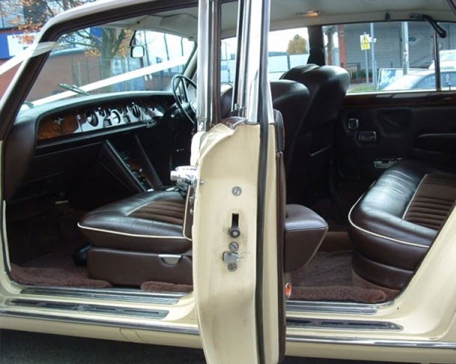 Classic Wedding Cars image 19