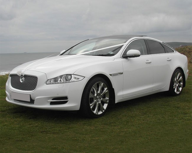 Modern Wedding Cars image 18