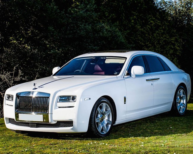 Modern Wedding Cars image 18