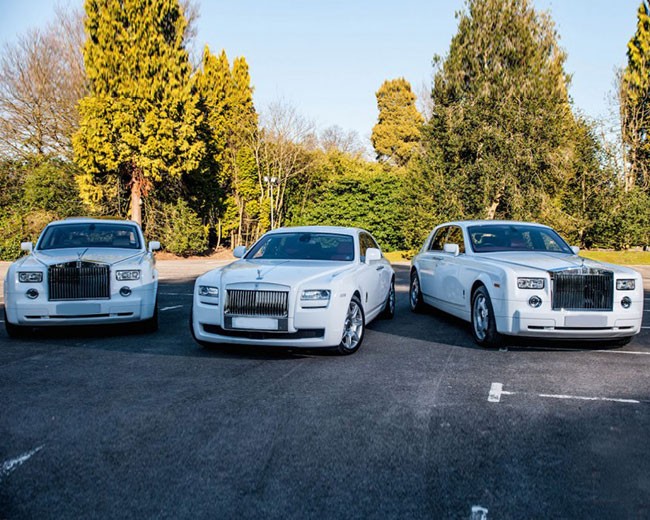 Modern Wedding Cars image 18