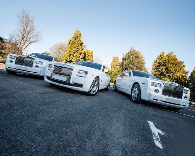 Modern Wedding Cars image 18