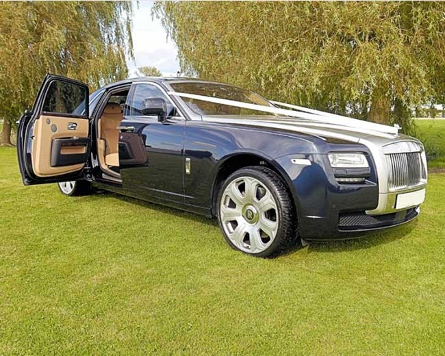 Modern Wedding Cars image 18