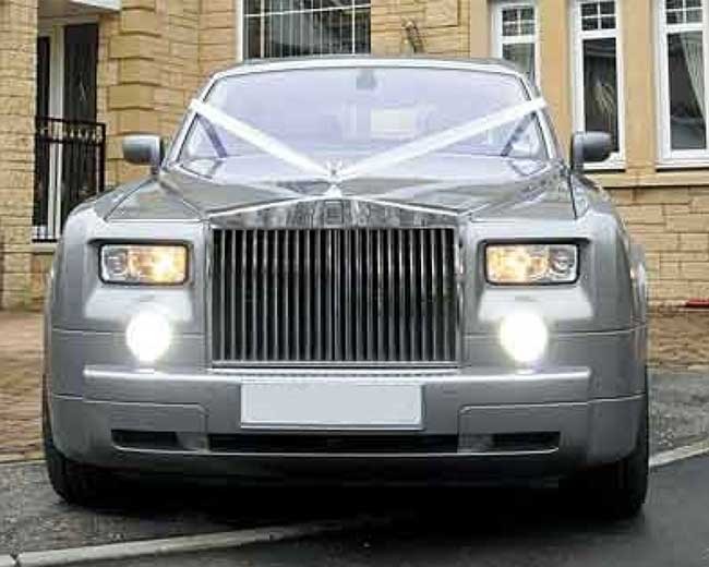 Modern Wedding Cars image 18